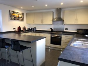 Photo 16- click for photo gallery